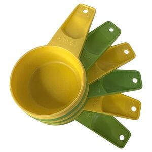 6 Tupperware Measuring Cups Apple Green Harvest Gold Vintage Nesting Set Yellow